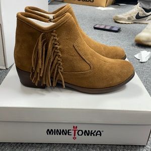 Minnetonka Blake Boot (3161)